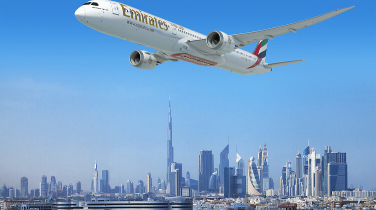 Linie Emirates złożyły warte 15,1 mld dolarów zamówienie na 40 Boeingów 787 Dreamliner na targach Dubai Airshow 2017